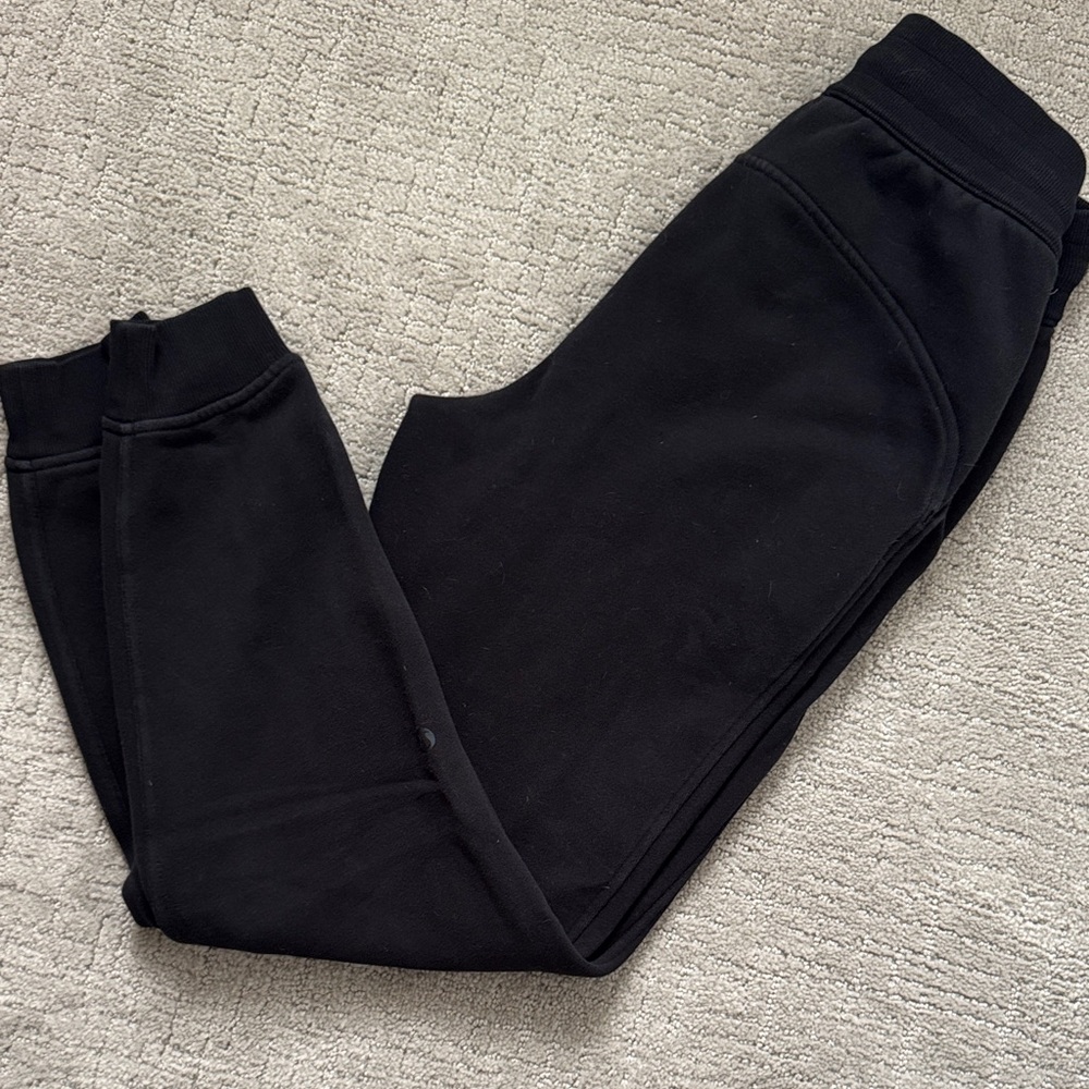 lululemon women’s Black Sweatpants - joggers